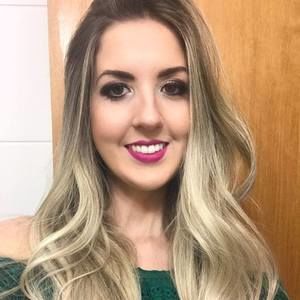 Meet your Posher, Fernanda